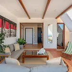 Casa Mario With Terrace And Sea View アパート ソレント